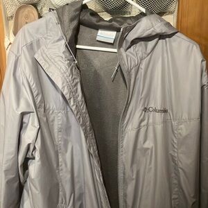 Large lights Colombia rain coat